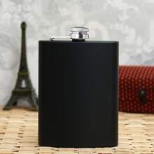 1 st 8 oz fyrkantig hipflask i rostfritt stål – perfekt present till familj, vänner och jul – hållbar och lätt att rengöra - Svart - Visa 4