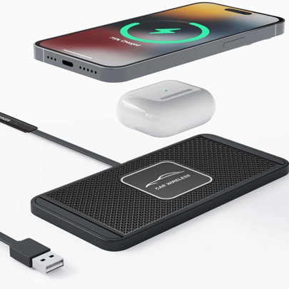 TIMESS Black Vehicle-Mounted Wireless Charging Pad, Supporting 15W/10W/7.5W Low Power Fast Charging, Compatible With Phone 13/12 Pro Max/11/8 Plus/X/XR/XS And S25 Ultra/S24/S23 Series. With Anti-Slip Design, It Ensures More Stable Charging During Driving.