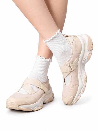 Skechers Women's  Low-Top Casual Shoes Breathable Mesh Thick Sole Cushioned Slip-On Sneakers