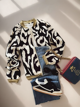 Women's Zebra Print Casual Jacket - Black & White, Long Sleeve, Round Neck, Spring/Autumn Style, Leisure Outerwear, Zebra Print Bomber Jacket With Leopard Zebra Zipper Pockets For Daily Wear, Autumn