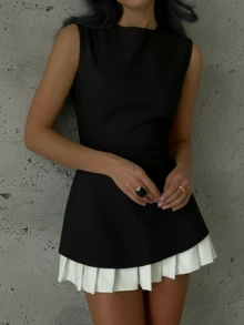 Women's Solid Color Patchwork Round Neck Sleeveless Simple Fitted Casual Mini Dress - Black and White - View 1