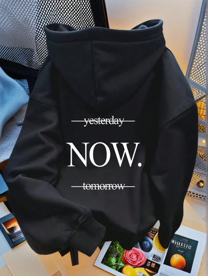 هوديي كاجوال من الفليس للنساء بتصميم طباعة حرفي بطراز كلية، يشع بالحيوية الشبابية. مناسب للجري والارتداء اليومي والتجمعات والحفلات وغيرها