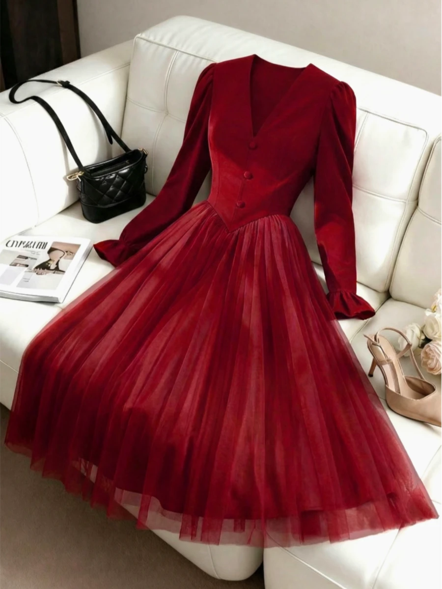 Elegant Women's Long Sleeve V Neck Pleated A Line Maxi Dress In Red Knitted Fabric - Red - View 1