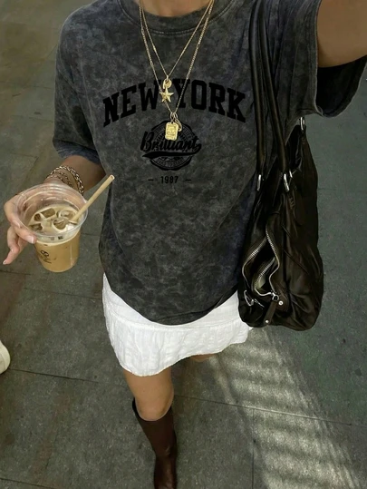 Tricou de vară nou la modă cu slogan englezesc, casual, cu guler rotund, vopsit în stil tie-dye, cu mânecă scurtă, design elegant și versatil cu flori de prun și pin, potrivit pentru femei