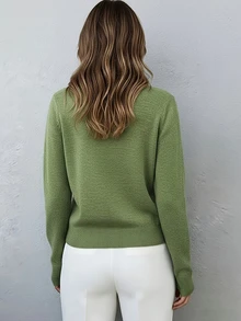 15% Wool Sweater, Women's Solid Color Minimalist Loose Knit Cardigan, Button Round Neck Versatile Sweater, Suitable For Daily Commute, Street Style Outfit - Green - View 3