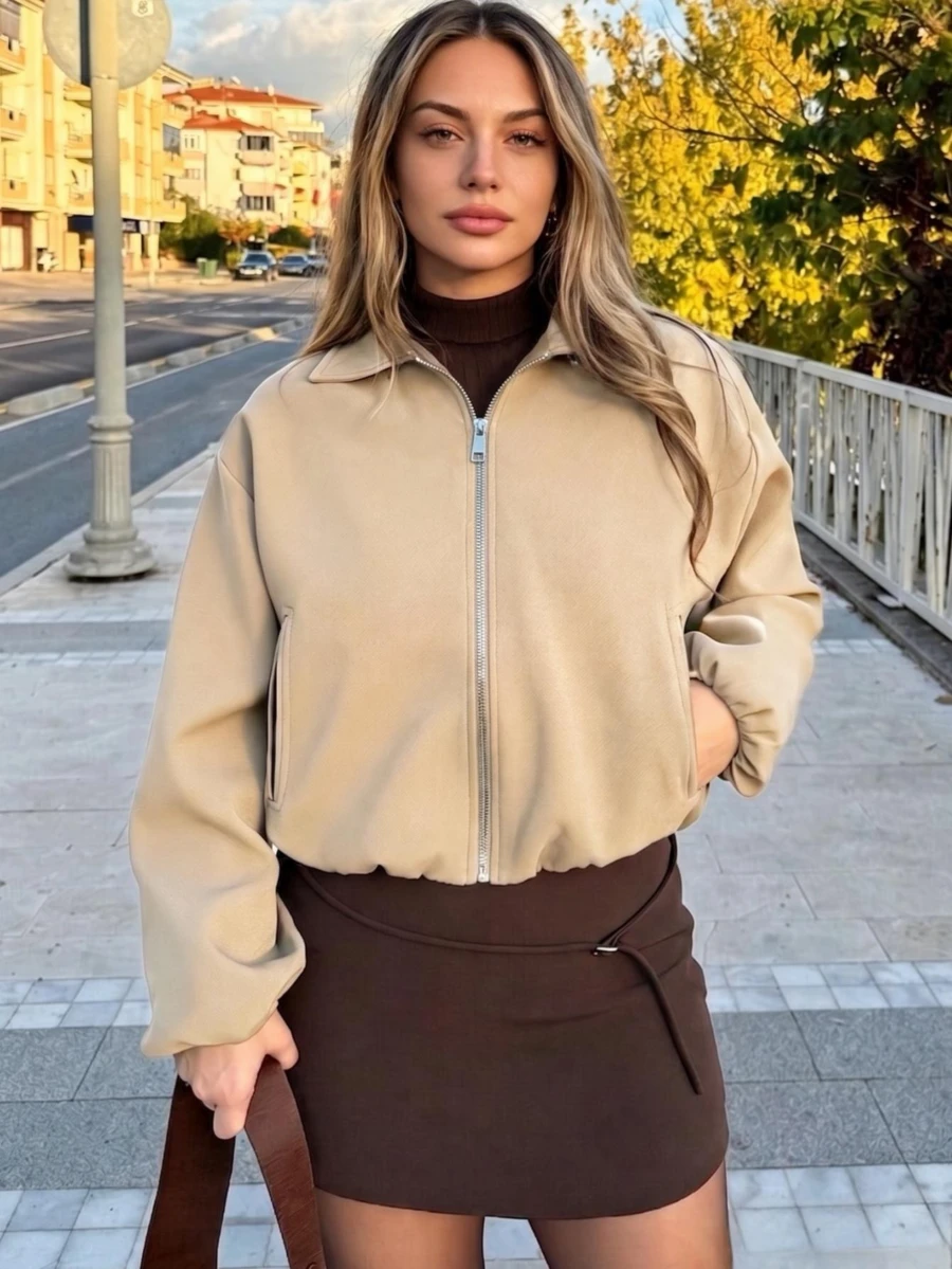 Jaket Wanita Warna Khaki dengan Kantong Resleting - Mantel Kasual Longgar dengan Kerah untuk Musim Semi dan Gugur - Khaki - View 1