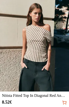 Nöista Fitted Top In Diagonal Red...